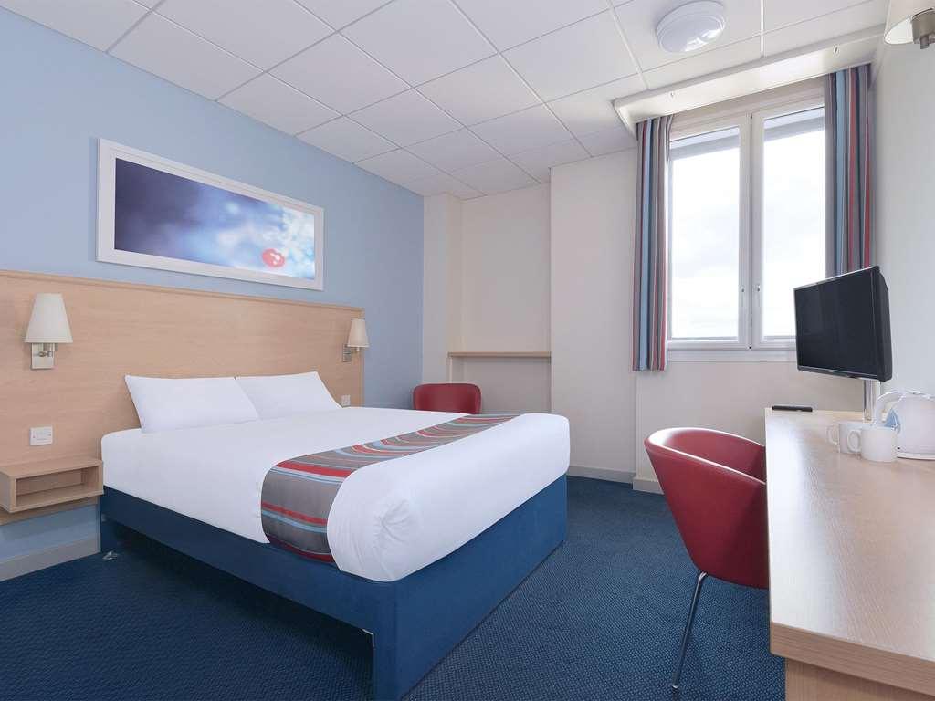 Travelodge Nuneaton Bedworth Номер фото